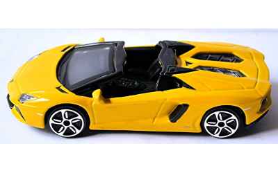 burago BURAGO STREET FIRE 1:43 AUTO DIE CAST METAL -  LAMBORGHINI AVENTADOR LP700-4 2013 ROADSTER GIALLA