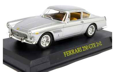 BRUMM FERRARI 250 GT 2+2 SILVER1/43 CON BASETTA