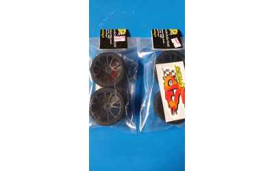 sp treno gomme 1/10  radiali SP con cerchio nero mescola 2023 NEW (2ANT+2POST)