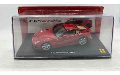 pdm Ferrari 1/43 F12 berlinetta 2012 con teca