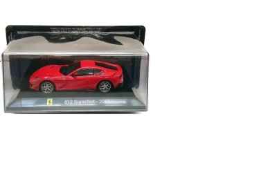 pdm Ferrari 1/43 812 Superfast 2017 rossa con teca