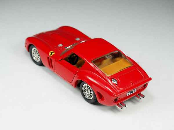 FERRARI 250 GTO FERRARI 250 GTO